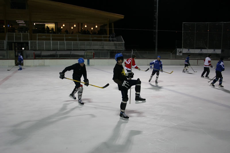 gal/Eishockeyspiel in Toblach/2008-02-02 SVR Eishockey 026.jpg